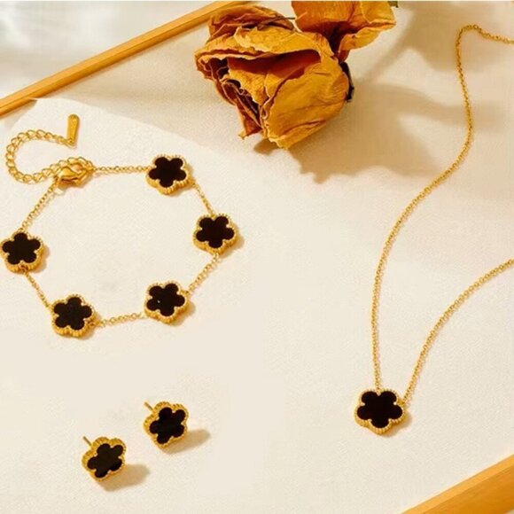 NEW 18K Yellow Gold Lucky Clover Boho Necklace Bracelet Earrings Set - Picture 1 of 5